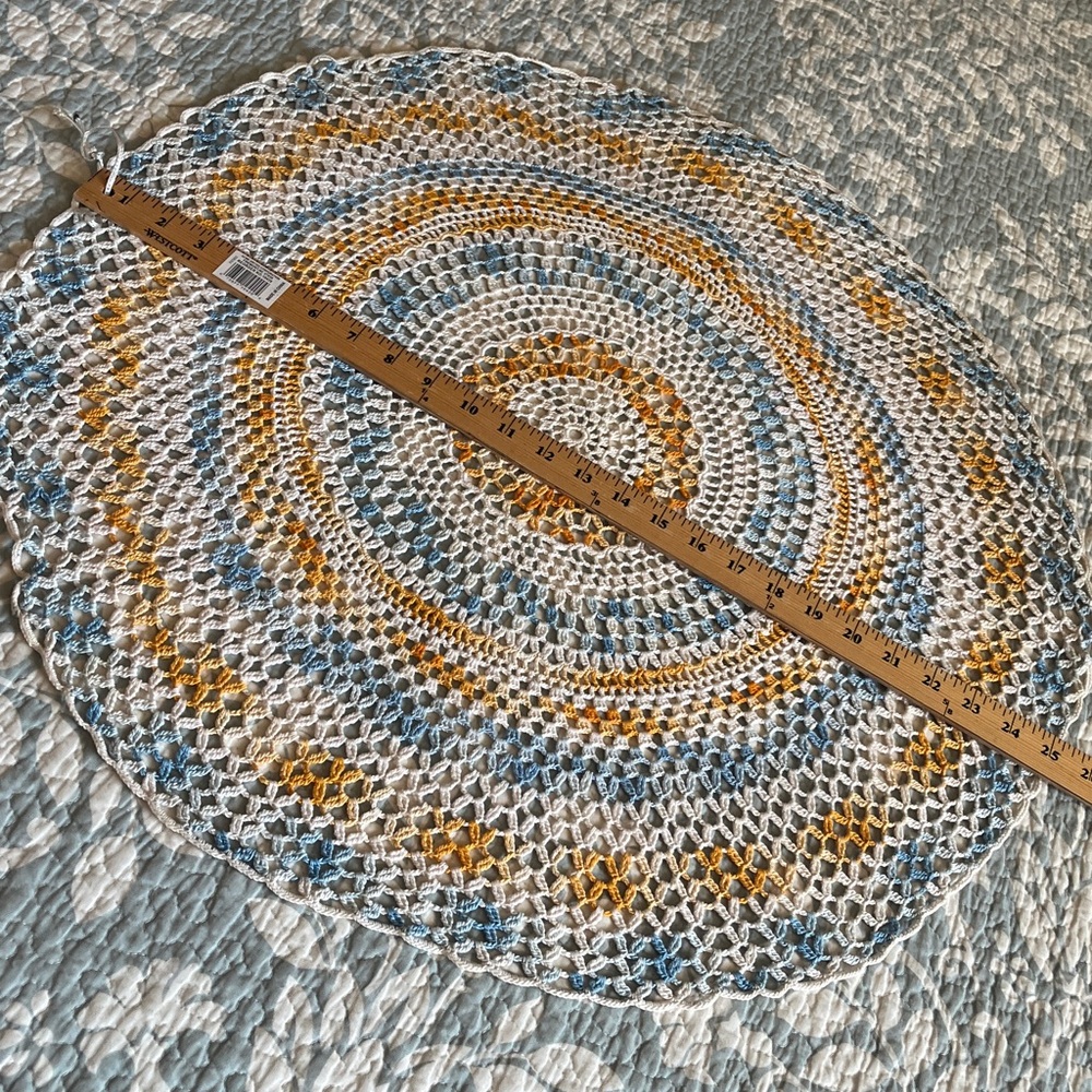Vintage oversized Crochet 'doily' Round Table Mat in Blue and Yellow - Picture 4 of 7